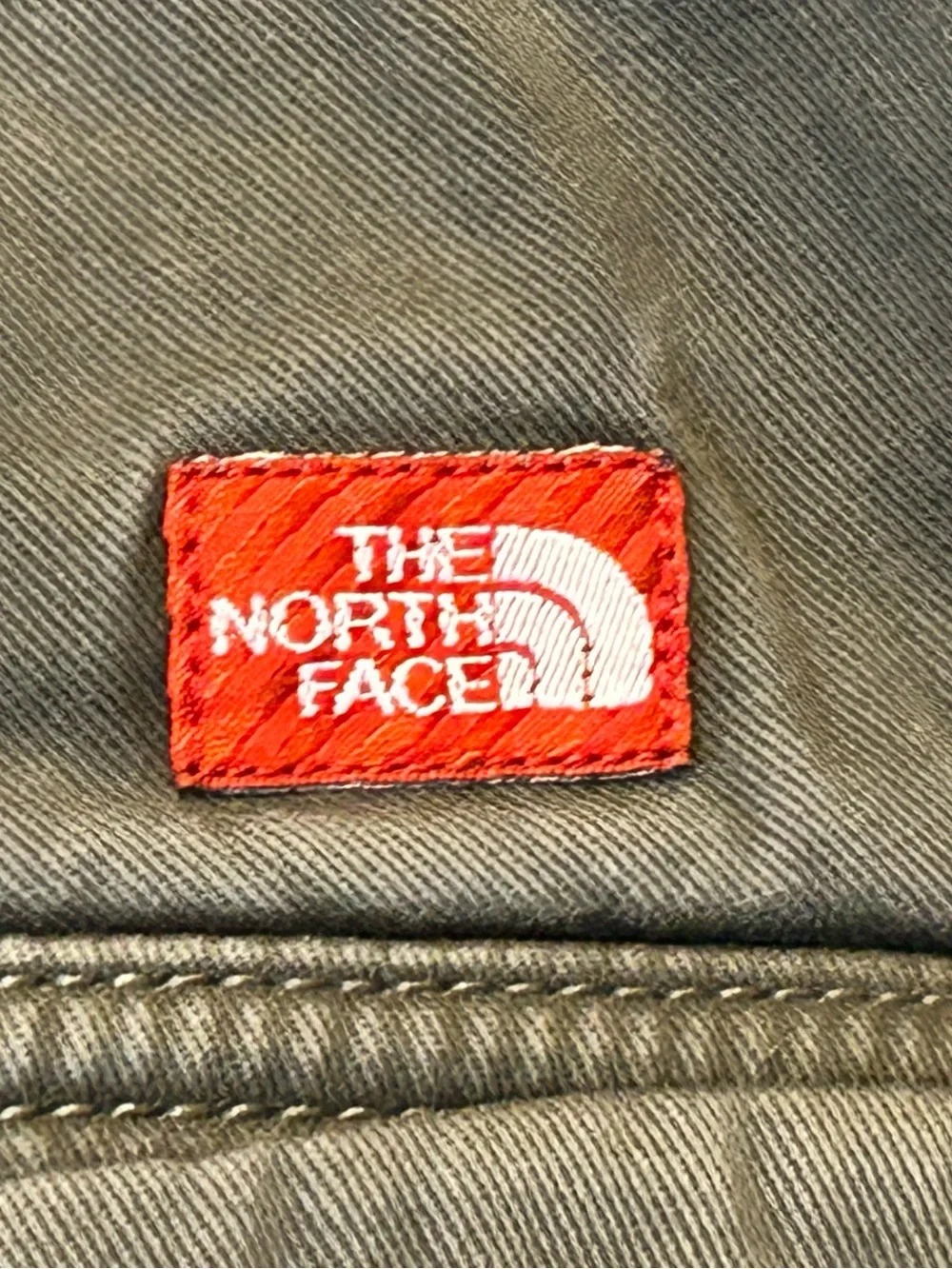 The North Face Cargo Shorts Mens 34x11 Green Cotton Outdoors Hiking Camp Utility